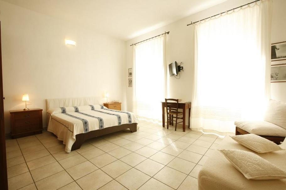 Bed and breakfast L'Arco Cagliari Extérieur photo